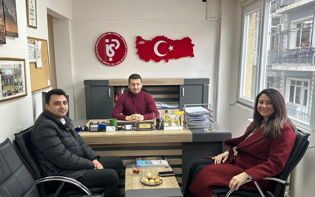 “VakıfBank Cağaloğlu Şube Müdürü Sn. Gülay Hanım ile Esnafın Finansal İhtiyaçlarına Yönelik Verimli Görüşme”