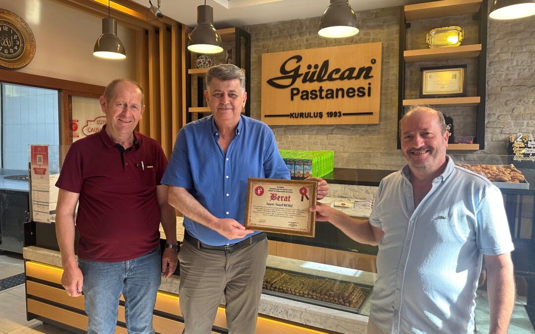 Gülcan Pastanesi’nin 27. Yılı Kutlandı